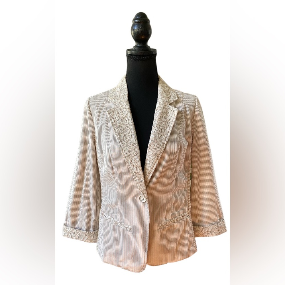 Chico’s: Cream Ivory Blazer Suit Jacket with Lace Trim
